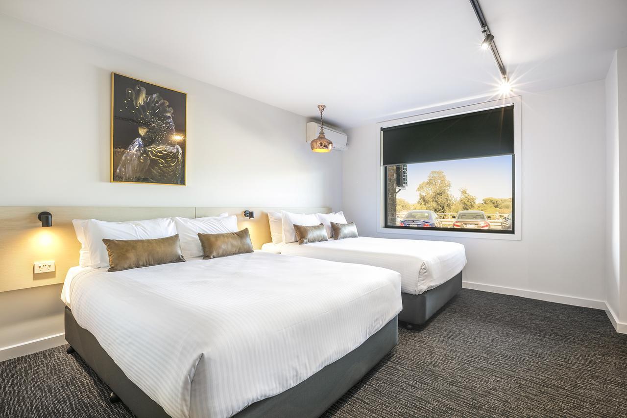 Hotel Nightcap At The Cheeky Squire Frankston Exteriér fotografie
